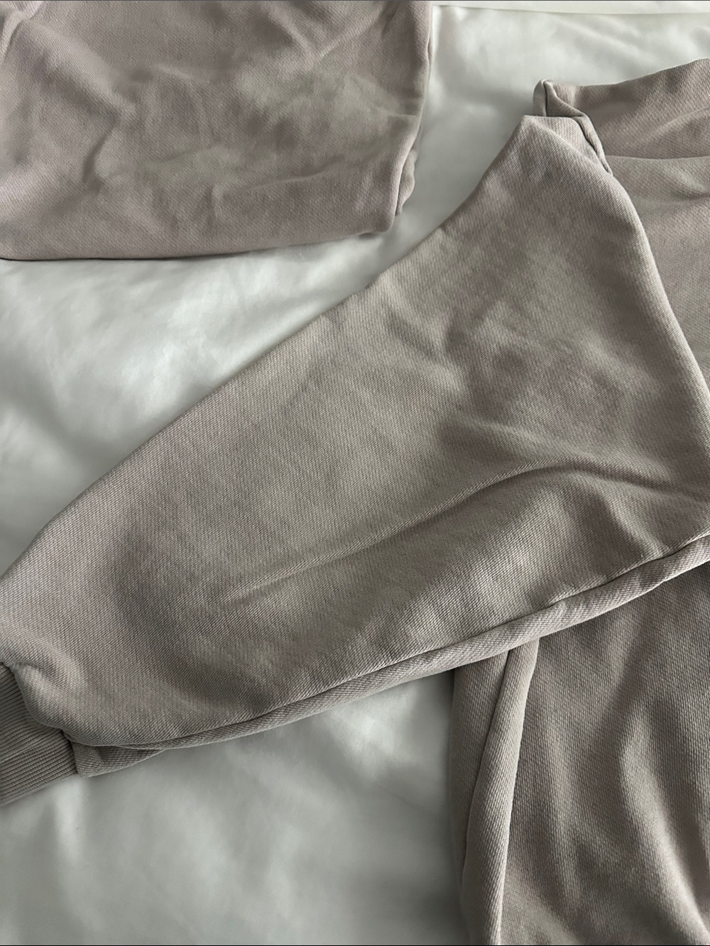 ALO Yoga Taupe Cozy Sweatshirt & Jogger Swetpant Set- Size - Picture 7 of 12